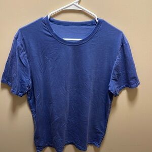 Lululemon Fundamental Tee - L - Enzyme Dye Blue